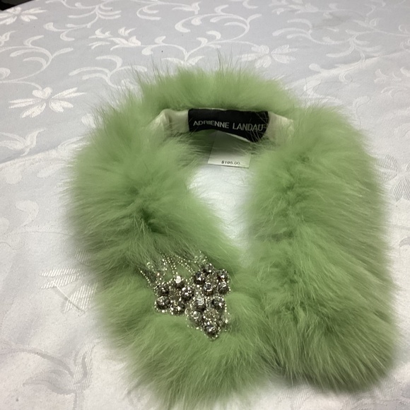 Adrienne Landau Fur Collar Wrap GREEN WITH RHINESTONES a WOW💚💚💚💚💚💚 - Picture 2 of 14
